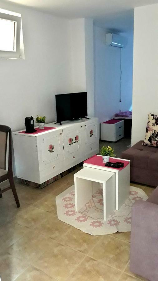 Apartman Tatjana Sutomore Eksteriør bilde