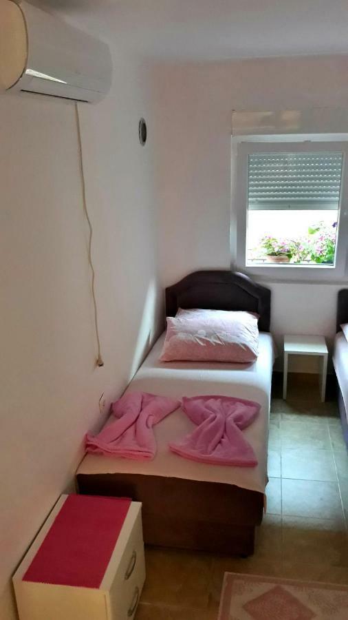 Apartman Tatjana Sutomore Eksteriør bilde