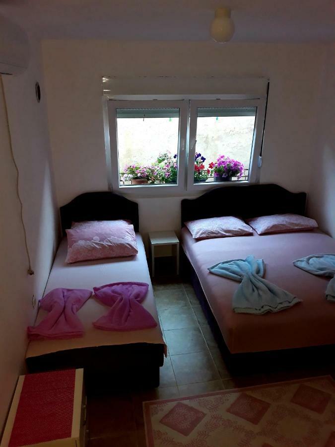 Apartman Tatjana Sutomore Eksteriør bilde