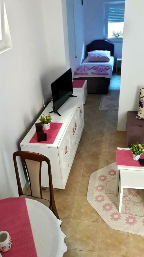 Apartman Tatjana Sutomore Eksteriør bilde